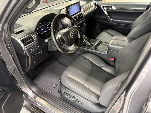 Used 2023 Lexus GX 460 Premium w/ Premium Package AWD/4WD image 12