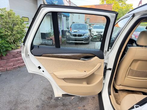 Used 2015 BMW X1 xDrive28i AWD/4WD image 31