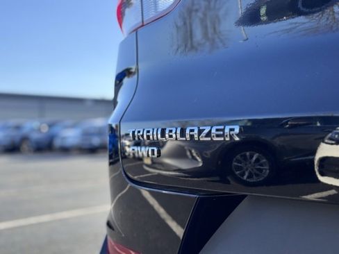 Certified 2022 Chevrolet TrailBlazer LT w/ Convenience Package image 9