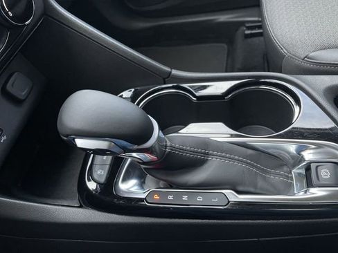 Used 2025 Buick Encore GX Preferred image 19