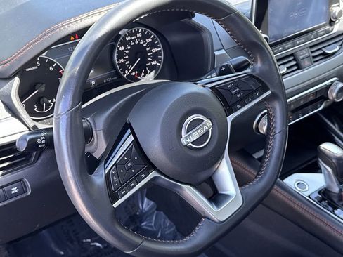 Certified 2023 Nissan Altima 2.5 SR AWD/4WD image 11