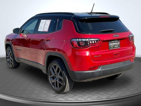 Used 2026 Jeep Compass Limited AWD/4WD image 5