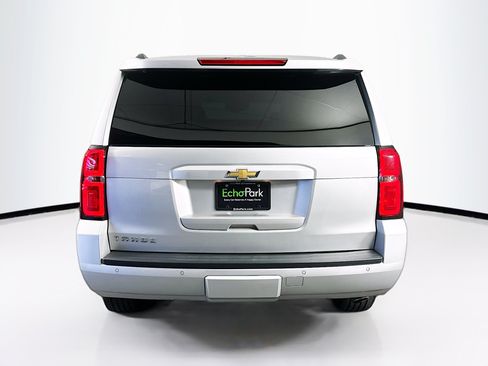 Used 2018 Chevrolet Tahoe LT w/ LT Signature Package AWD/4WD image 7