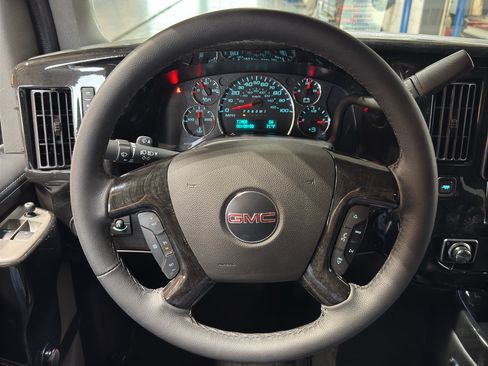 New 2026 GMC Savana 2500 w/ Driver Convenience Package RWD image 39
