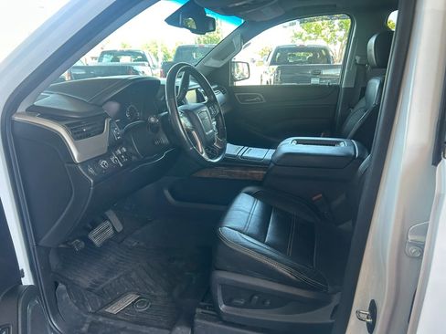 Used 2016 GMC Yukon Denali w/ Open Road Package AWD/4WD image 19