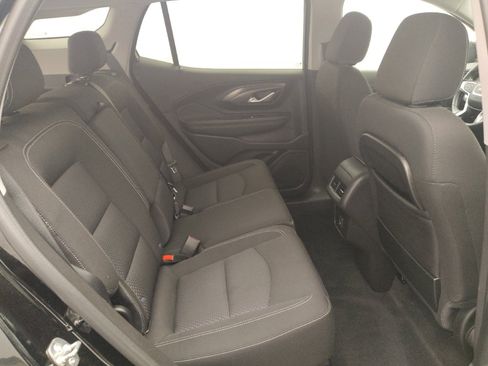 Used 2024 GMC Terrain SLE AWD/4WD image 19