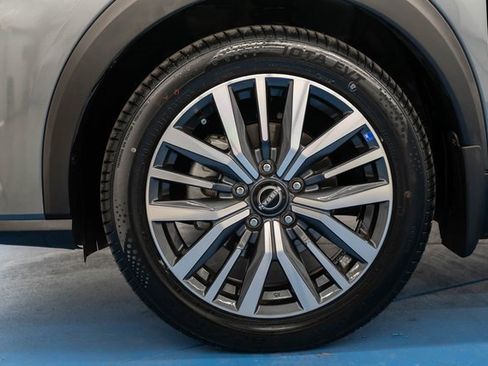 Used 2024 Nissan Kicks SV image 2