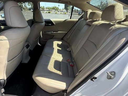 Used 2016 Honda Accord EX-L image 21