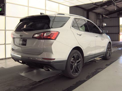 Used 2020 Chevrolet Equinox LT w/ Sport Edition FWD image 4