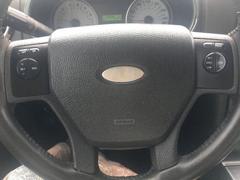 Used 2008 Ford Explorer Sport Trac XLT RWD image 10