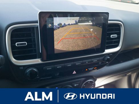 New 2026 Hyundai Venue SE image 20