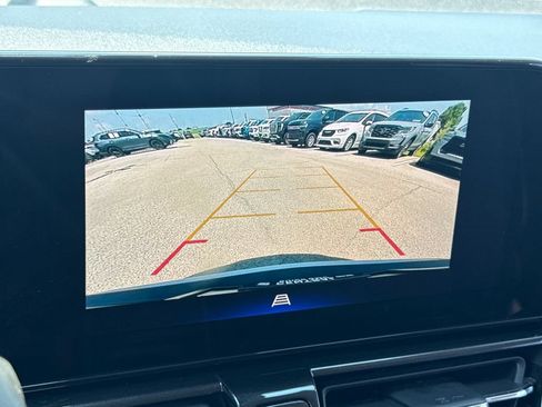 Used 2025 Chevrolet TrailBlazer LT AWD/4WD image 21