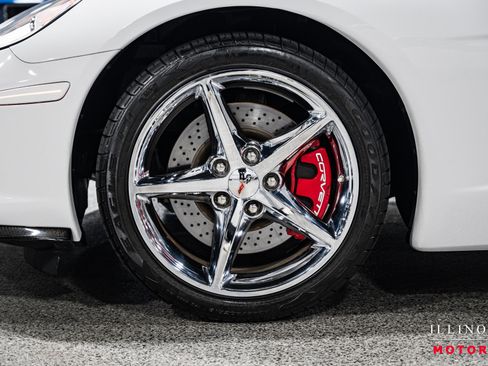 Used 2012 Chevrolet Corvette Convertible w/ 2LT Preferred Equipment Group image 10