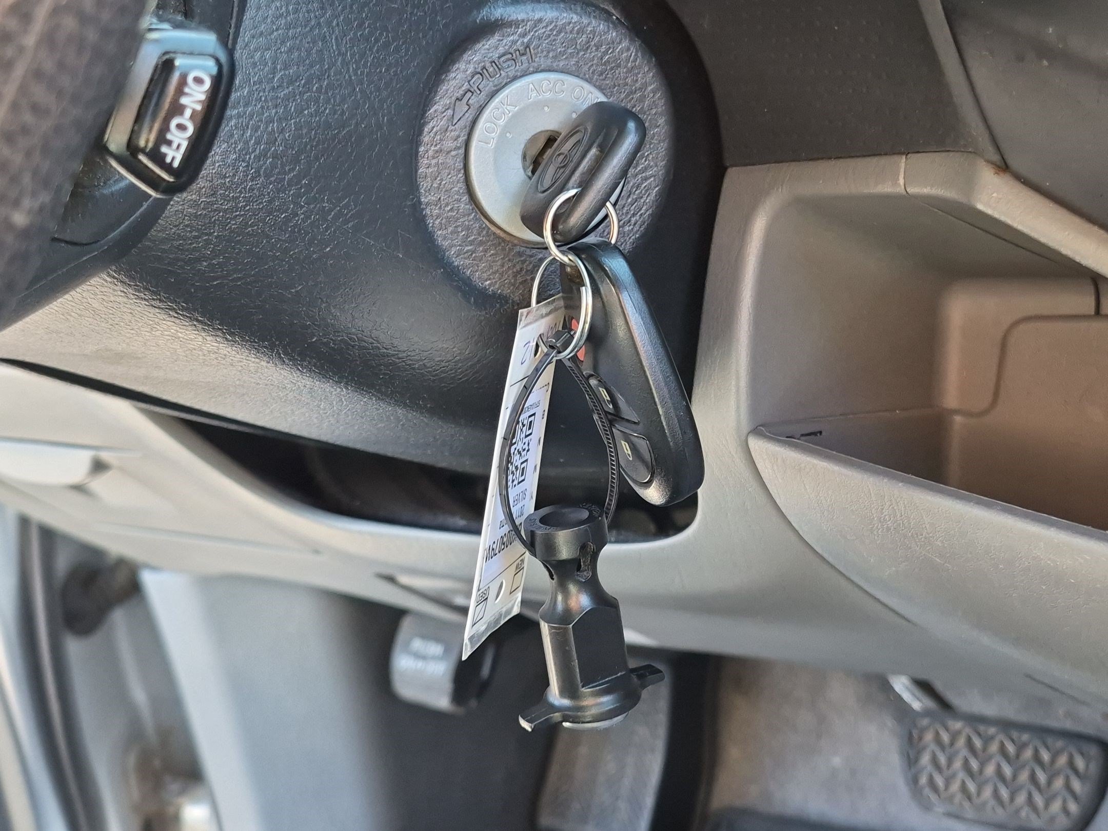 Used 2011 Toyota Tacoma 4x4 Access Cab w/ Convenience Pkg image 24
