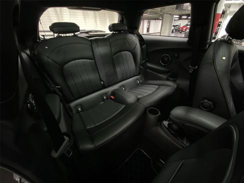 Used 2017 MINI Cooper S image 28