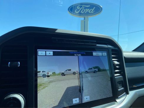 Used 2021 Ford F150 Lariat w/ Equipment Group 502A High AWD/4WD image 34