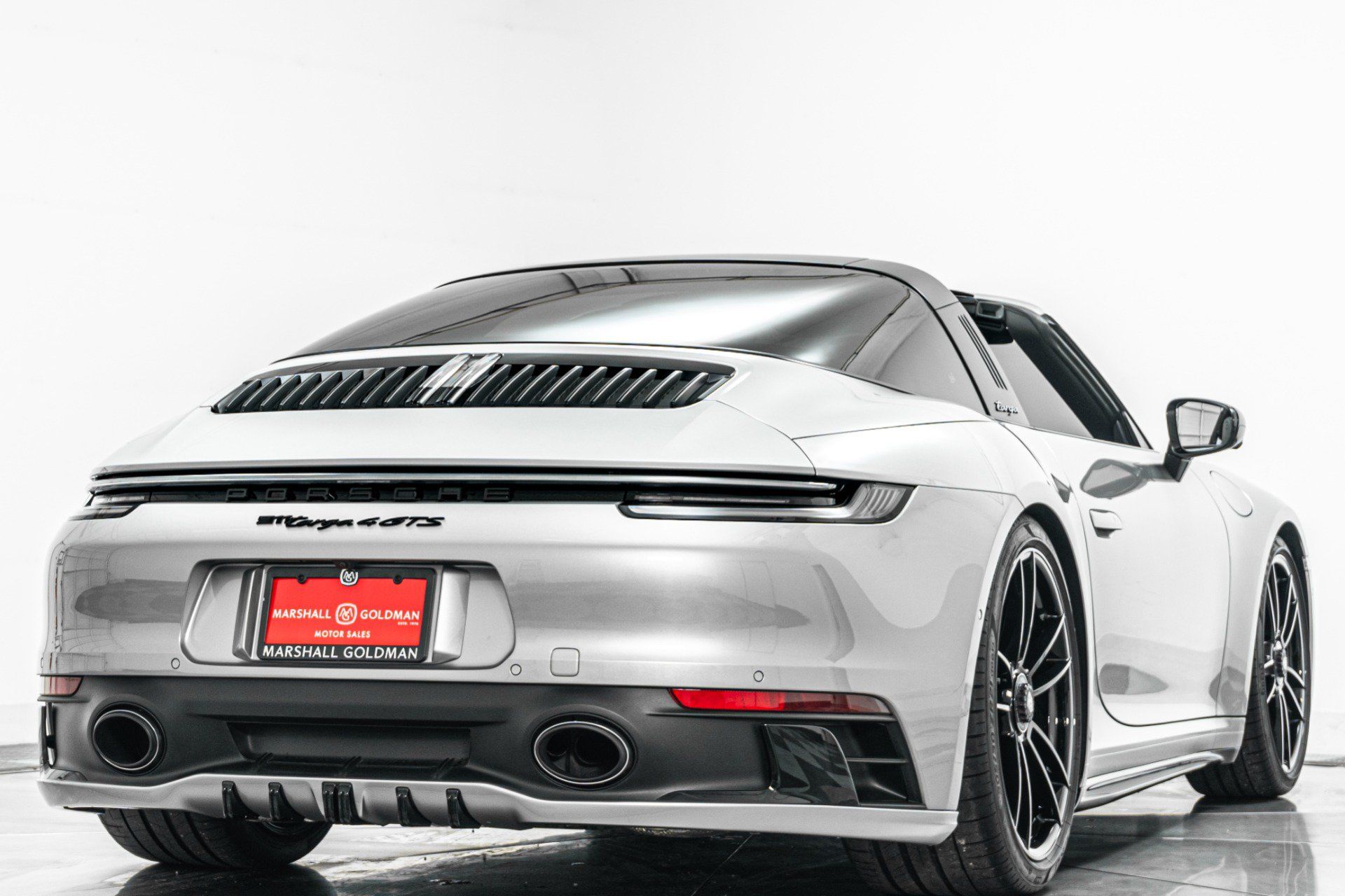 Used 2022 Porsche 911 Targa 4 GTS AWD/4WD image 9