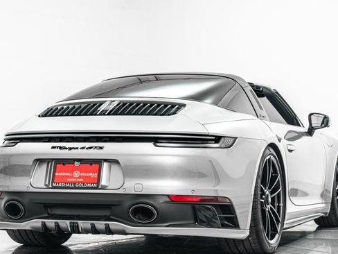 Used 2022 Porsche 911 Targa 4 GTS AWD/4WD image 9