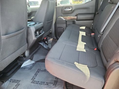 Used 2022 Chevrolet Silverado 1500 LT Trail Boss image 10