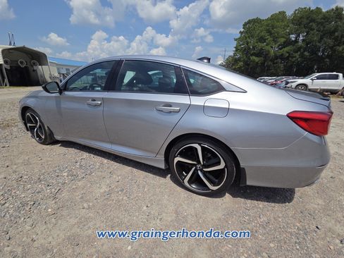 Certified 2022 Honda Accord Sport image 9