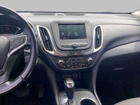 Used 2019 Chevrolet Equinox LT FWD image 7