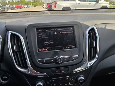 Used 2024 Chevrolet Equinox LT AWD/4WD image 19