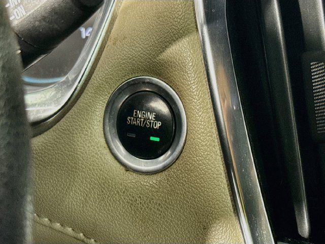 Used 2023 Chevrolet Traverse LS AWD/4WD image 18