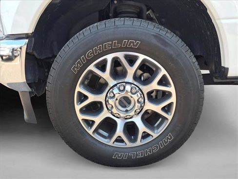 Certified 2022 Ford F250 Lariat w/ Lariat Ultimate Package AWD/4WD image 26