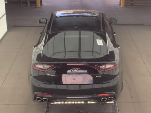 Used 2018 Kia Stinger Premium image 7