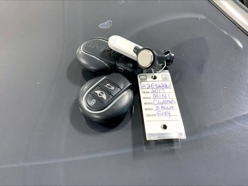 Used 2017 MINI Cooper Clubman S image 15