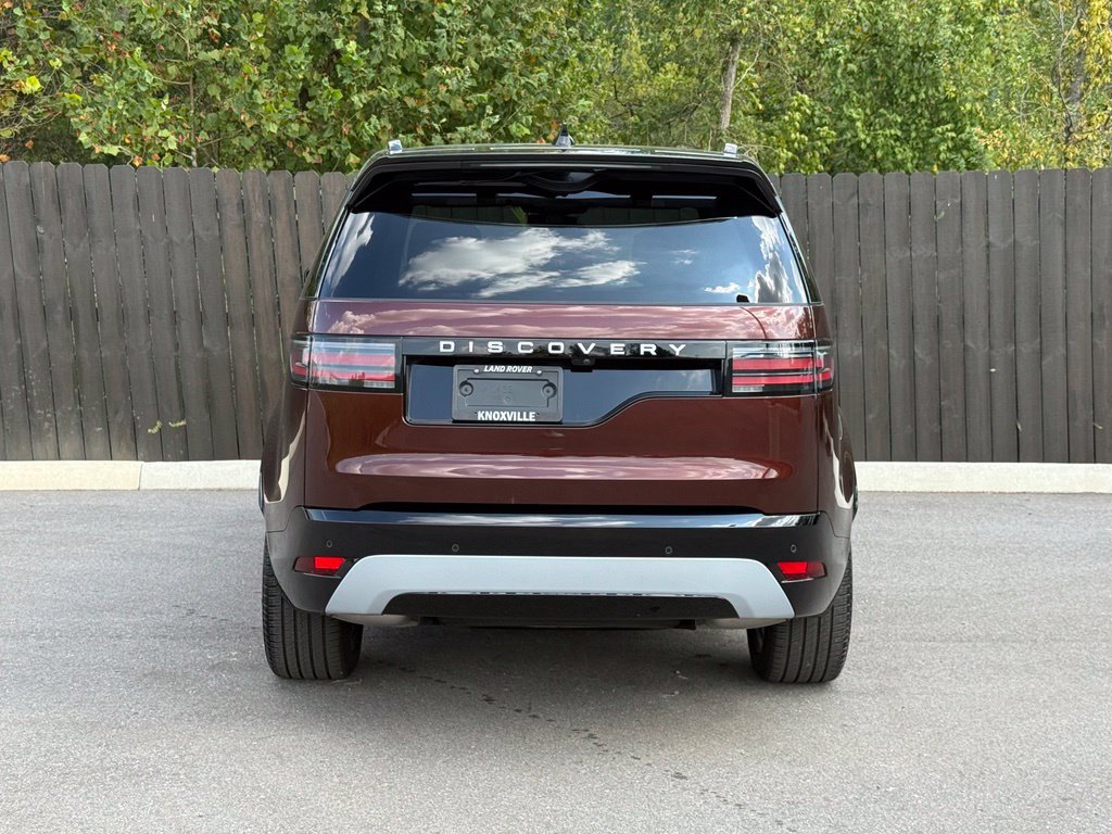 Certified 2026 Land Rover Discovery Limited Edition AWD/4WD image 4