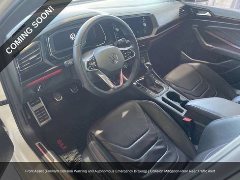 Used 2023 Volkswagen Jetta GLI Autobahn FWD image 8