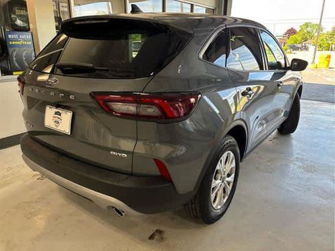 New 2025 Ford Escape Active w/ Cold Weather Package image 6