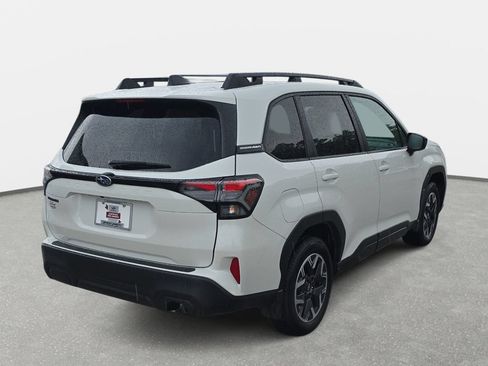 Certified 2026 Subaru Forester Premium w/ Base/Premium Package AWD/4WD image 5