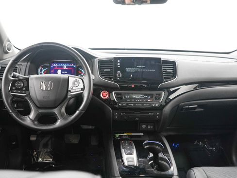 Used 2019 Honda Pilot Touring image 19