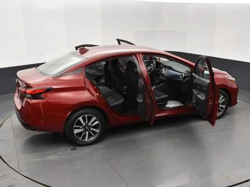 Used 2024 Nissan Versa SV image 6