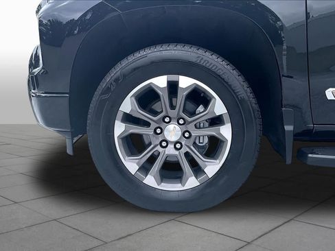 Used 2022 Chevrolet Silverado 1500 High Country w/ LPO, Dark Essentials Package AWD/4WD image 10