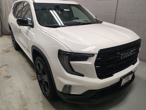 New 2026 GMC Acadia Elevation w/ Black Edition image 5