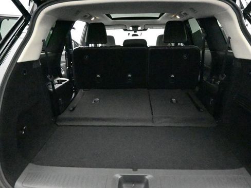 Certified 2025 INFINITI QX60 Luxe image 26