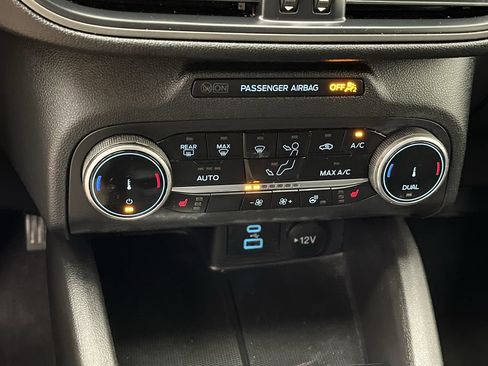 Used 2023 Ford Escape Active AWD/4WD image 19