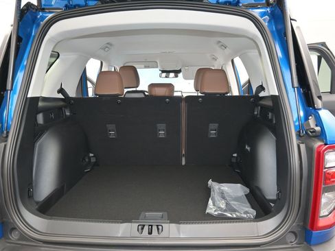 New 2025 Ford Bronco Sport Outer Banks image 11