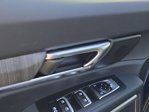 New 2025 Kia Telluride EX image 21