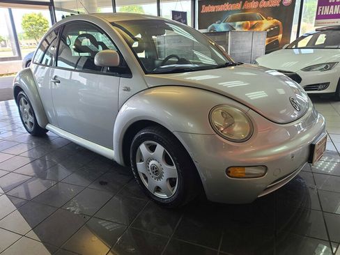 Used 2000 Volkswagen Beetle GL image 4