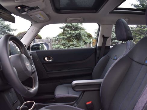 Used 2025 MINI Cooper S FWD image 15