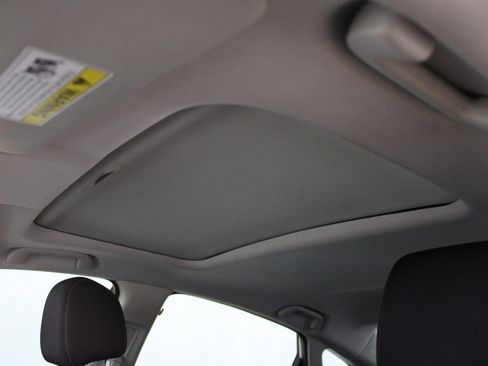 Used 2019 Honda Civic EX image 10