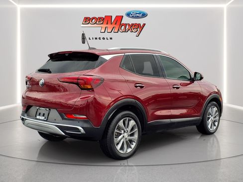 Used 2022 Buick Encore GX Essence w/ Advanced Technology Package FWD image 4