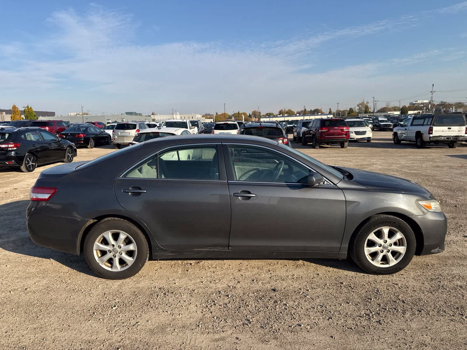 Used 2011 Toyota Camry LE w/ LE Extra-Value Pkg FWD image 9