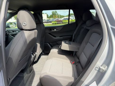 Used 2026 Chevrolet Equinox LT FWD image 38