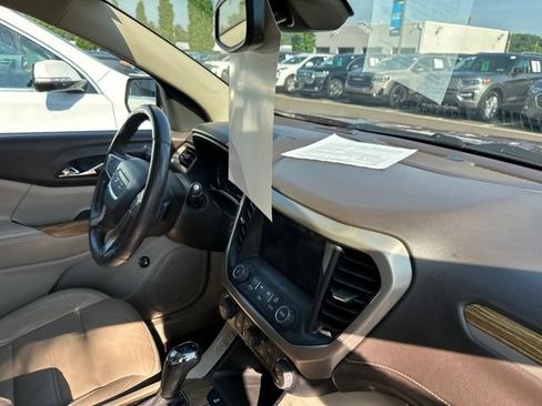 Used 2017 GMC Acadia Denali w/ Technology Package AWD/4WD image 20