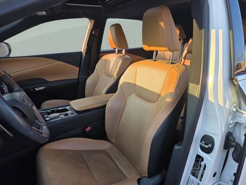 Used 2024 Lexus RX 350 Premium Plus w/ Convenience Package image 13